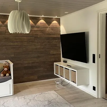 Detached House, Sauna And Tub فيلة *